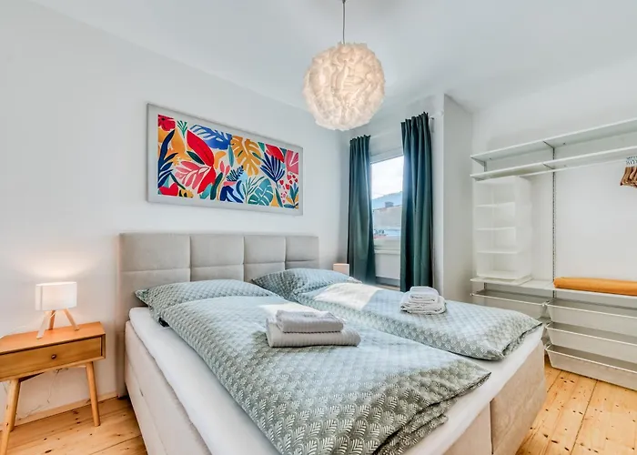 Mitzis Traunsee Glueck In * Gmunden